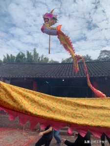 ​“龙行龘龘”的“龘”怎么读？