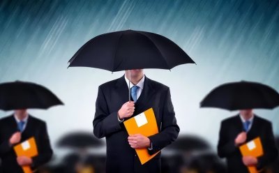 ​掮客怎么读？掮客的读音和意思！