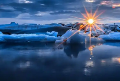 ​伤感语录青春年少伤感语录(不负青春年少的经典语录)